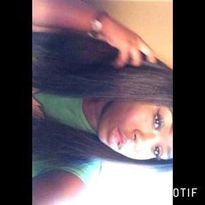 Meet your Posher, Alexis